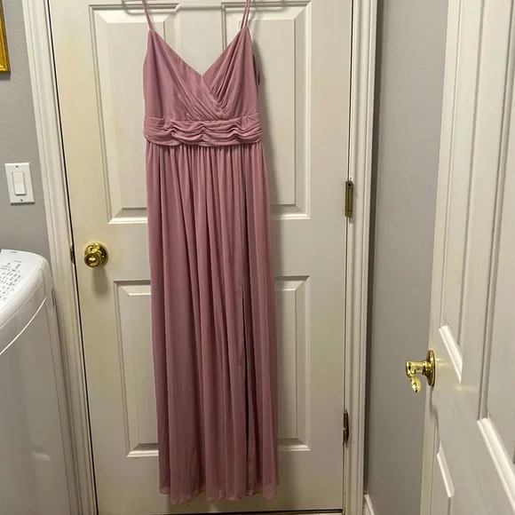 David’s Bridal Beautiful Bridesmaid/Prom Dress Size 10 - Picture 1 of 12